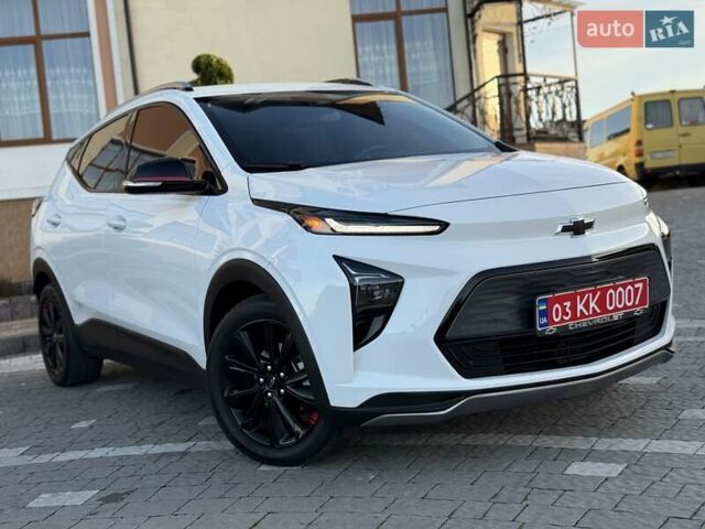 Белый Шевроле Bolt EUV, объемом двигателя 0 л и пробегом 16 тыс. км за 20550 $, фото 6 на Automoto.ua