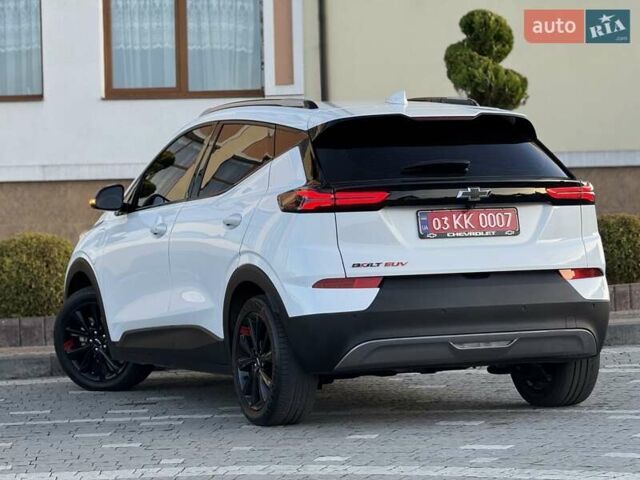 Белый Шевроле Bolt EUV, объемом двигателя 0 л и пробегом 16 тыс. км за 20550 $, фото 46 на Automoto.ua