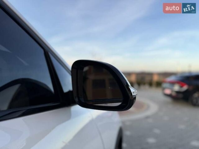 Белый Шевроле Bolt EUV, объемом двигателя 0 л и пробегом 16 тыс. км за 20550 $, фото 44 на Automoto.ua