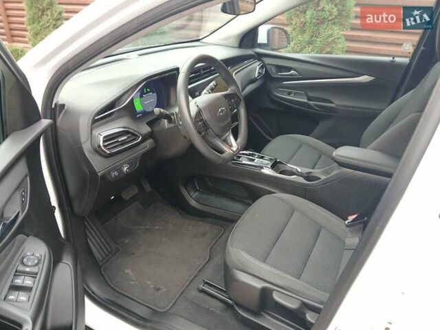 Білий Шевроле Bolt EUV, об'ємом двигуна 0 л та пробігом 59 тис. км за 17700 $, фото 9 на Automoto.ua