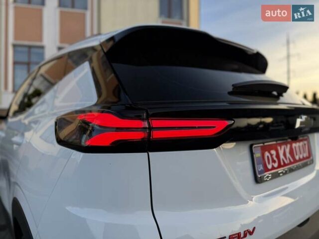 Белый Шевроле Bolt EUV, объемом двигателя 0 л и пробегом 16 тыс. км за 20550 $, фото 54 на Automoto.ua