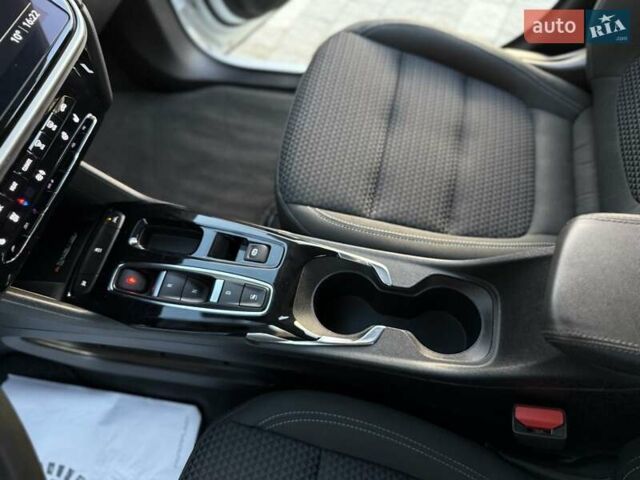 Белый Шевроле Bolt EUV, объемом двигателя 0 л и пробегом 16 тыс. км за 20550 $, фото 78 на Automoto.ua