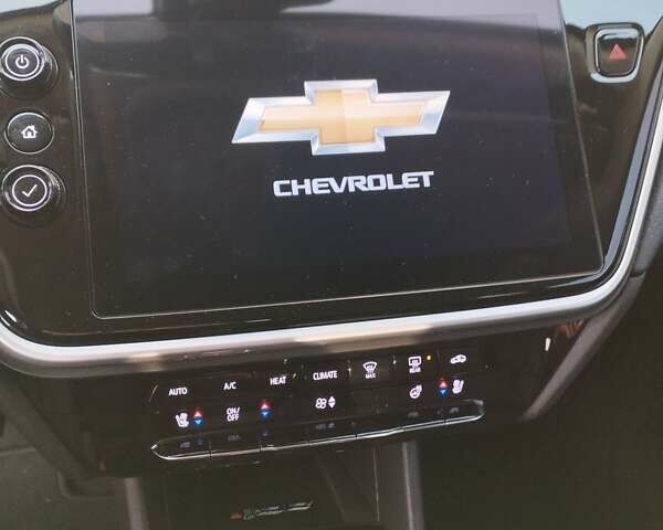 Черный Шевроле Bolt EUV, объемом двигателя 0 л и пробегом 13 тыс. км за 25000 $, фото 52 на Automoto.ua