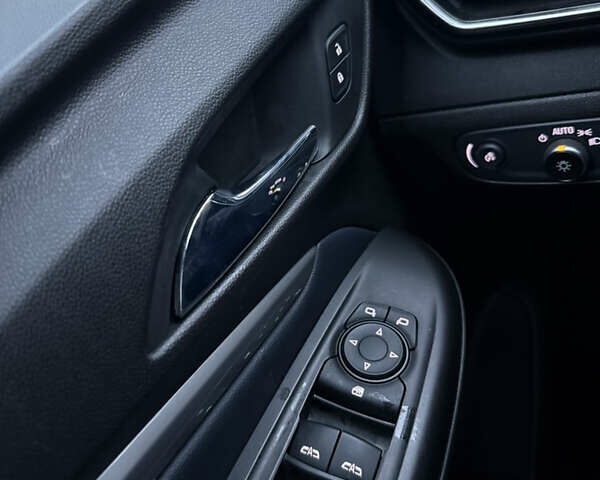 Чорний Шевроле Bolt EUV, об'ємом двигуна 0 л та пробігом 47 тис. км за 21000 $, фото 26 на Automoto.ua