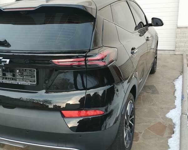 Черный Шевроле Bolt EUV, объемом двигателя 0 л и пробегом 13 тыс. км за 25000 $, фото 3 на Automoto.ua