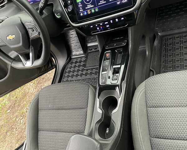 Черный Шевроле Bolt EUV, объемом двигателя 0 л и пробегом 43 тыс. км за 19000 $, фото 12 на Automoto.ua