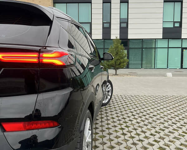 Черный Шевроле Bolt EUV, объемом двигателя 0 л и пробегом 75 тыс. км за 16900 $, фото 4 на Automoto.ua