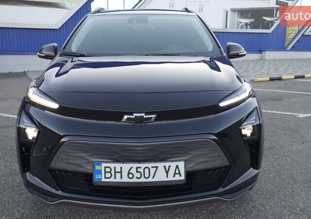 Черный Шевроле Bolt EUV, объемом двигателя 0 л и пробегом 17 тыс. км за 22000 $, фото 2 на Automoto.ua