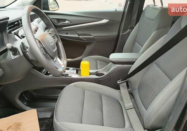 Шевроле Bolt EUV 2023 в Житомире на Automoto.ua Черный Шевроле Bolt EUV, объемом двигателя 0 л и пробегом 52 тыс. км за 15600 $, фото 16 на Automoto.ua