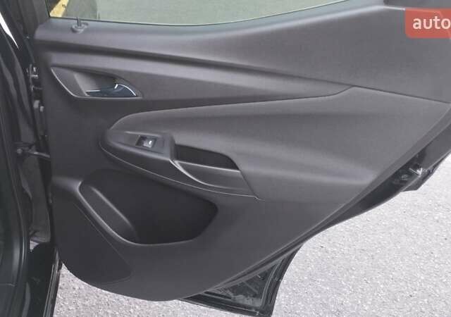 Черный Шевроле Bolt EUV, объемом двигателя 0 л и пробегом 17 тыс. км за 22000 $, фото 29 на Automoto.ua