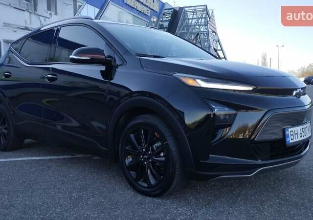 Черный Шевроле Bolt EUV, объемом двигателя 0 л и пробегом 17 тыс. км за 22000 $, фото 4 на Automoto.ua