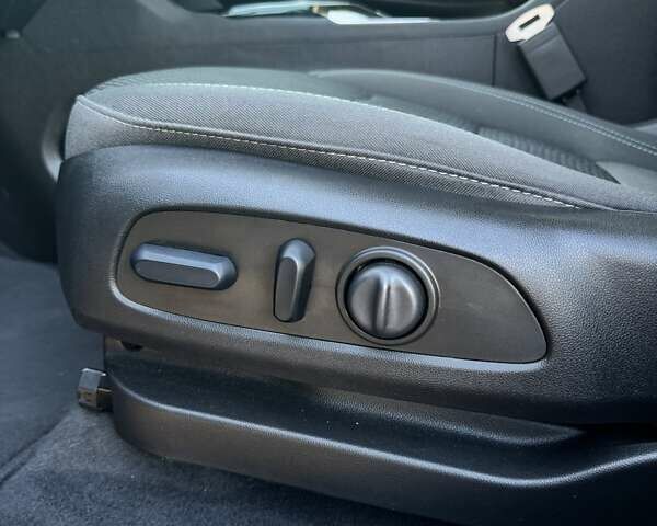 Черный Шевроле Bolt EUV, объемом двигателя 0 л и пробегом 43 тыс. км за 19000 $, фото 25 на Automoto.ua