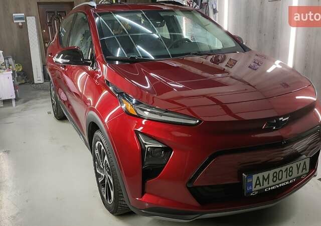 Красный Шевроле Bolt EUV, объемом двигателя 0 л и пробегом 22 тыс. км за 22000 $, фото 2 на Automoto.ua
