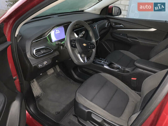 Красный Шевроле Bolt EUV, объемом двигателя 0 л и пробегом 5 тыс. км за 19200 $, фото 11 на Automoto.ua