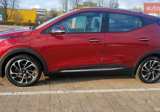 Красный Шевроле Bolt EUV, объемом двигателя 0 л и пробегом 22 тыс. км за 22000 $, фото 1 на Automoto.ua
