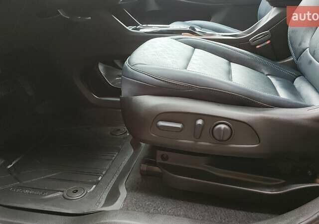 Красный Шевроле Bolt EUV, объемом двигателя 0 л и пробегом 22 тыс. км за 22000 $, фото 26 на Automoto.ua