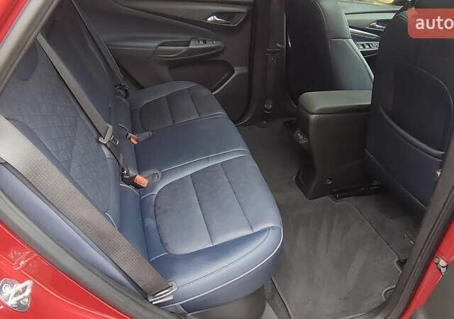 Красный Шевроле Bolt EUV, объемом двигателя 0 л и пробегом 22 тыс. км за 22000 $, фото 33 на Automoto.ua