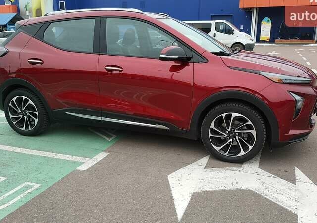 Шевроле Bolt EUV 2023 в Житомире на Automoto.ua Красный Шевроле Bolt EUV, объемом двигателя 0 л и пробегом 19 тыс. км за 23000 $, фото 3 на Automoto.ua