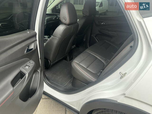 Шевроле Bolt EUV, объемом двигателя 0 л и пробегом 7 тыс. км за 22500 $, фото 16 на Automoto.ua