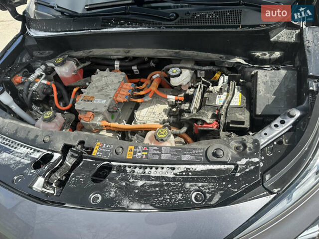 Серый Шевроле Bolt EUV, объемом двигателя 0 л и пробегом 60 тыс. км за 18999 $, фото 7 на Automoto.ua
