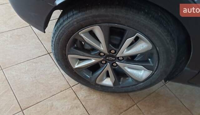 Серый Шевроле Bolt EUV, объемом двигателя 0 л и пробегом 36 тыс. км за 18500 $, фото 23 на Automoto.ua