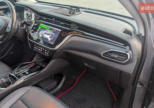 Серый Шевроле Bolt EUV, объемом двигателя 0 л и пробегом 35 тыс. км за 22500 $, фото 8 на Automoto.ua