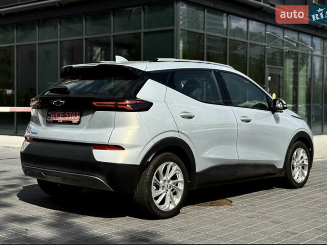 Серый Шевроле Bolt EUV, объемом двигателя 0 л и пробегом 102 тыс. км за 18200 $, фото 13 на Automoto.ua