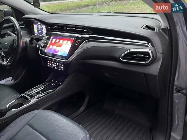 Серый Шевроле Bolt EUV, объемом двигателя 0 л и пробегом 75 тыс. км за 16950 $, фото 18 на Automoto.ua