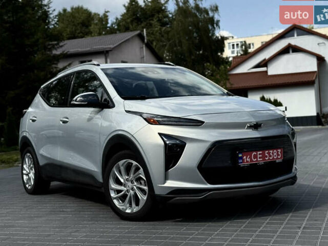 Серый Шевроле Bolt EUV, объемом двигателя 0 л и пробегом 102 тыс. км за 18200 $, фото 6 на Automoto.ua