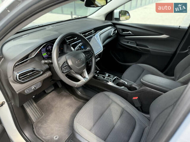 Сірий Шевроле Bolt EUV, об'ємом двигуна 0 л та пробігом 102 тис. км за 18400 $, фото 29 на Automoto.ua