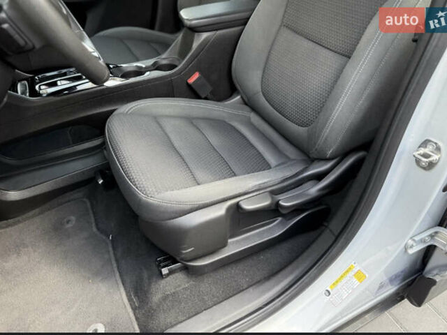 Серый Шевроле Bolt EUV, объемом двигателя 0 л и пробегом 102 тыс. км за 18200 $, фото 23 на Automoto.ua