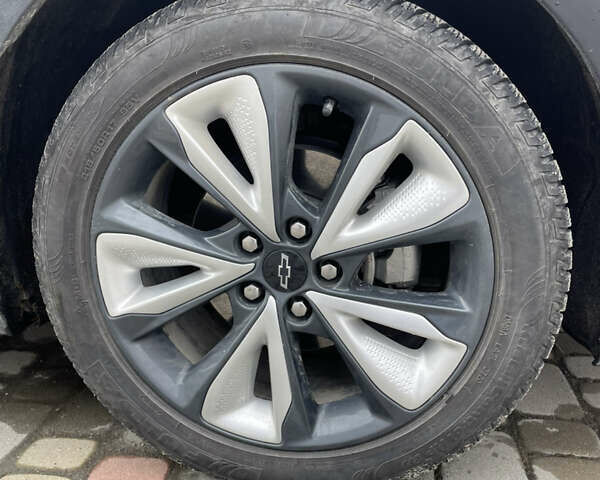 Сірий Шевроле Bolt EUV, об'ємом двигуна 0 л та пробігом 42 тис. км за 19600 $, фото 4 на Automoto.ua