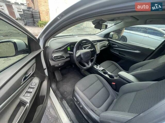 Серый Шевроле Bolt EUV, объемом двигателя 0 л и пробегом 77 тыс. км за 15700 $, фото 15 на Automoto.ua