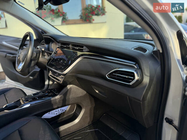 Сірий Шевроле Bolt EUV, об'ємом двигуна 0 л та пробігом 42 тис. км за 19650 $, фото 87 на Automoto.ua