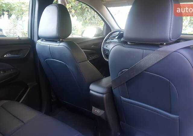 Сірий Шевроле Bolt EUV, об'ємом двигуна 0 л та пробігом 33 тис. км за 25000 $, фото 5 на Automoto.ua