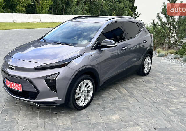 Серый Шевроле Bolt EUV, объемом двигателя 0 л и пробегом 19 тыс. км за 18900 $, фото 2 на Automoto.ua