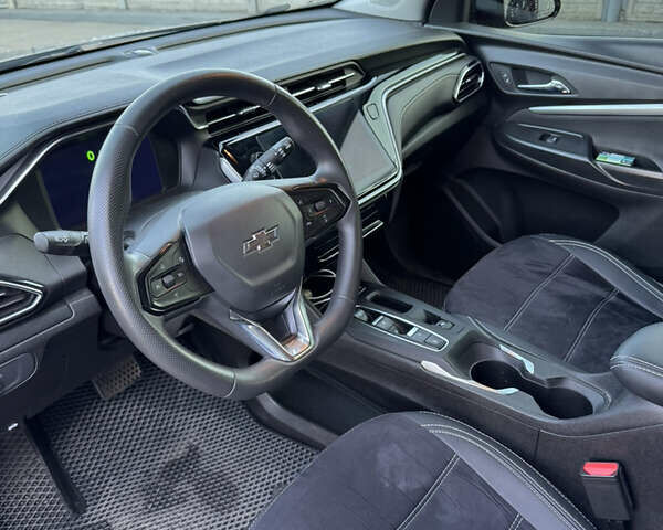 Серый Шевроле Bolt EUV, объемом двигателя 0 л и пробегом 43 тыс. км за 17000 $, фото 6 на Automoto.ua