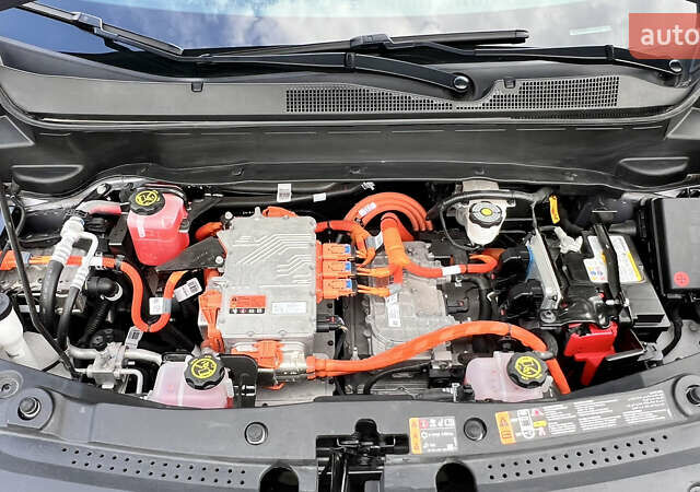 Серый Шевроле Bolt EUV, объемом двигателя 0 л и пробегом 19 тыс. км за 18900 $, фото 54 на Automoto.ua