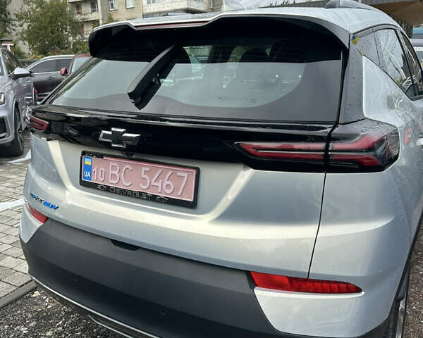 Серый Шевроле Bolt EUV, объемом двигателя 0 л и пробегом 45 тыс. км за 19500 $, фото 3 на Automoto.ua