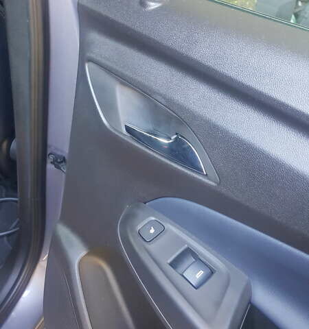 Сірий Шевроле Bolt EUV, об'ємом двигуна 0 л та пробігом 33 тис. км за 25000 $, фото 6 на Automoto.ua