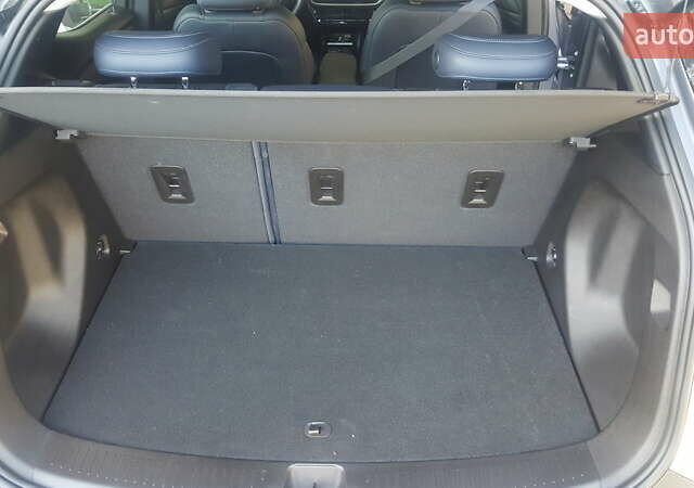 Сірий Шевроле Bolt EUV, об'ємом двигуна 0 л та пробігом 33 тис. км за 25000 $, фото 7 на Automoto.ua