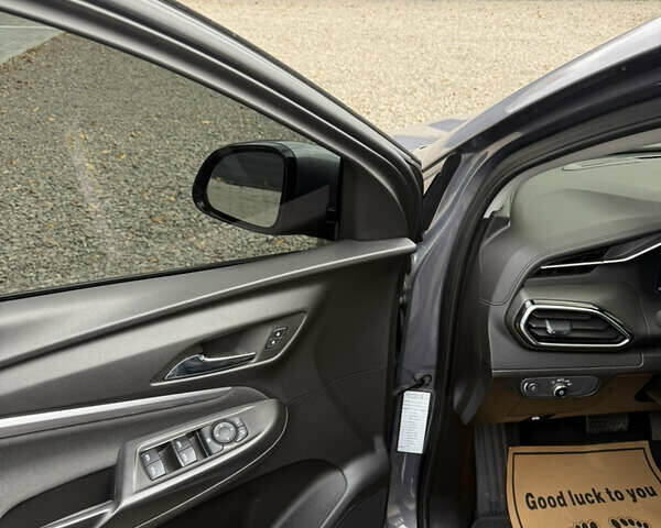 Серый Шевроле Bolt EUV, объемом двигателя 0 л и пробегом 90 тыс. км за 18999 $, фото 11 на Automoto.ua