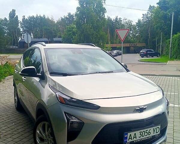 Сірий Шевроле Bolt EUV, об'ємом двигуна 0 л та пробігом 105 тис. км за 18600 $, фото 2 на Automoto.ua