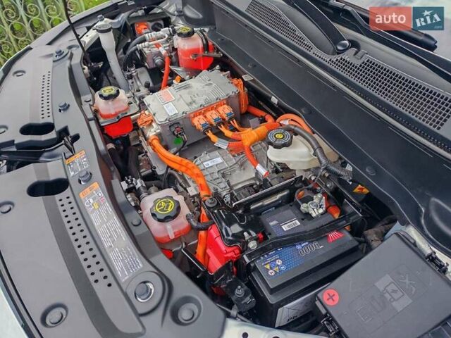 Серый Шевроле Bolt EUV, объемом двигателя 0 л и пробегом 2 тыс. км за 22850 $, фото 8 на Automoto.ua