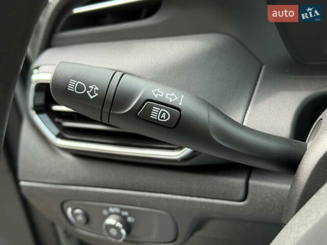 Серый Шевроле Bolt EUV, объемом двигателя 0 л и пробегом 41 тыс. км за 20900 $, фото 56 на Automoto.ua