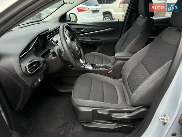 Серый Шевроле Bolt EUV, объемом двигателя 0 л и пробегом 41 тыс. км за 20900 $, фото 38 на Automoto.ua