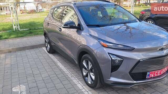 Серый Шевроле Bolt EUV, объемом двигателя 0 л и пробегом 14 тыс. км за 23000 $, фото 3 на Automoto.ua
