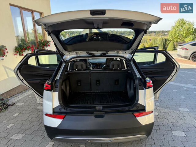 Сірий Шевроле Bolt EUV, об'ємом двигуна 0 л та пробігом 42 тис. км за 19650 $, фото 97 на Automoto.ua