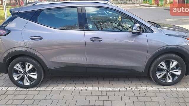 Серый Шевроле Bolt EUV, объемом двигателя 0 л и пробегом 14 тыс. км за 23000 $, фото 2 на Automoto.ua