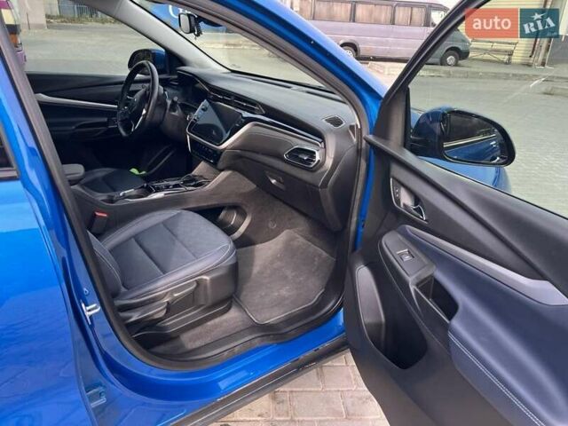 Синий Шевроле Bolt EUV, объемом двигателя 0 л и пробегом 30 тыс. км за 17000 $, фото 11 на Automoto.ua